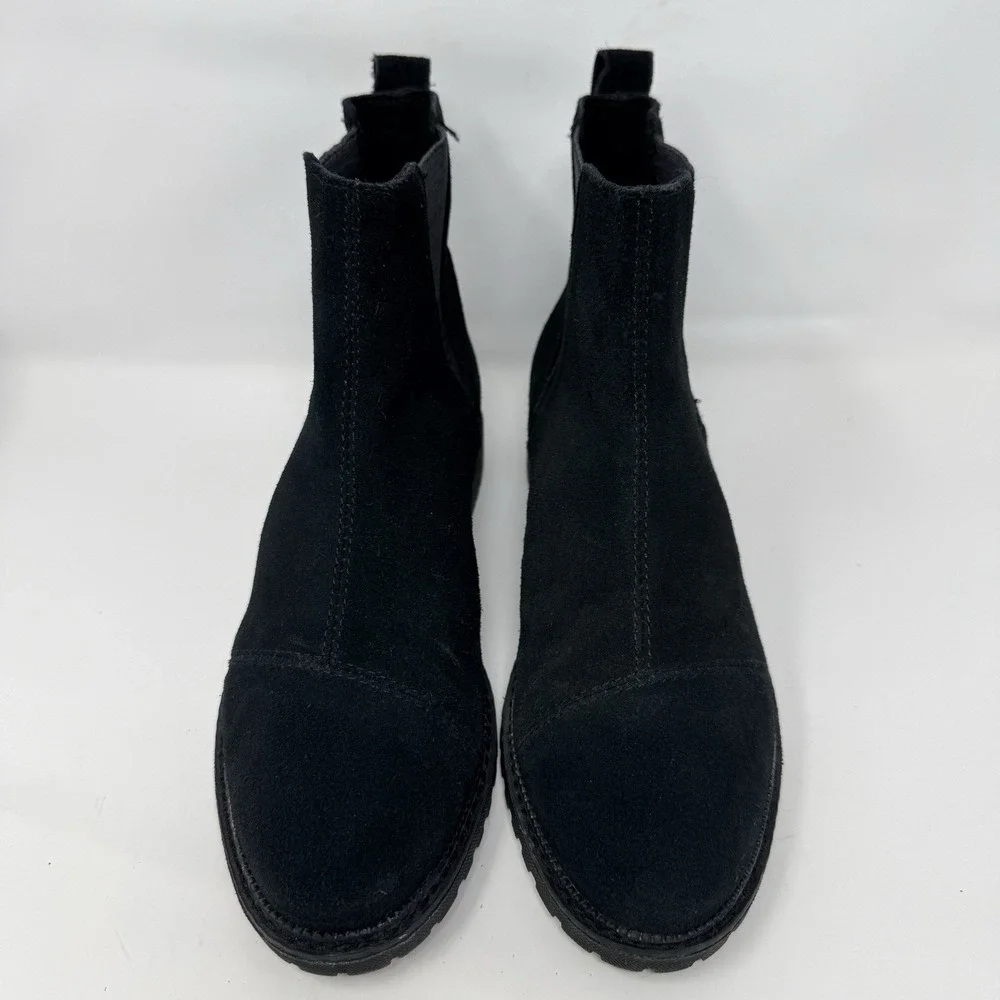 TOMS Cleo Chelsea‎ Boots Women 8.5 Black Suede Lug Sole Ankle Booties